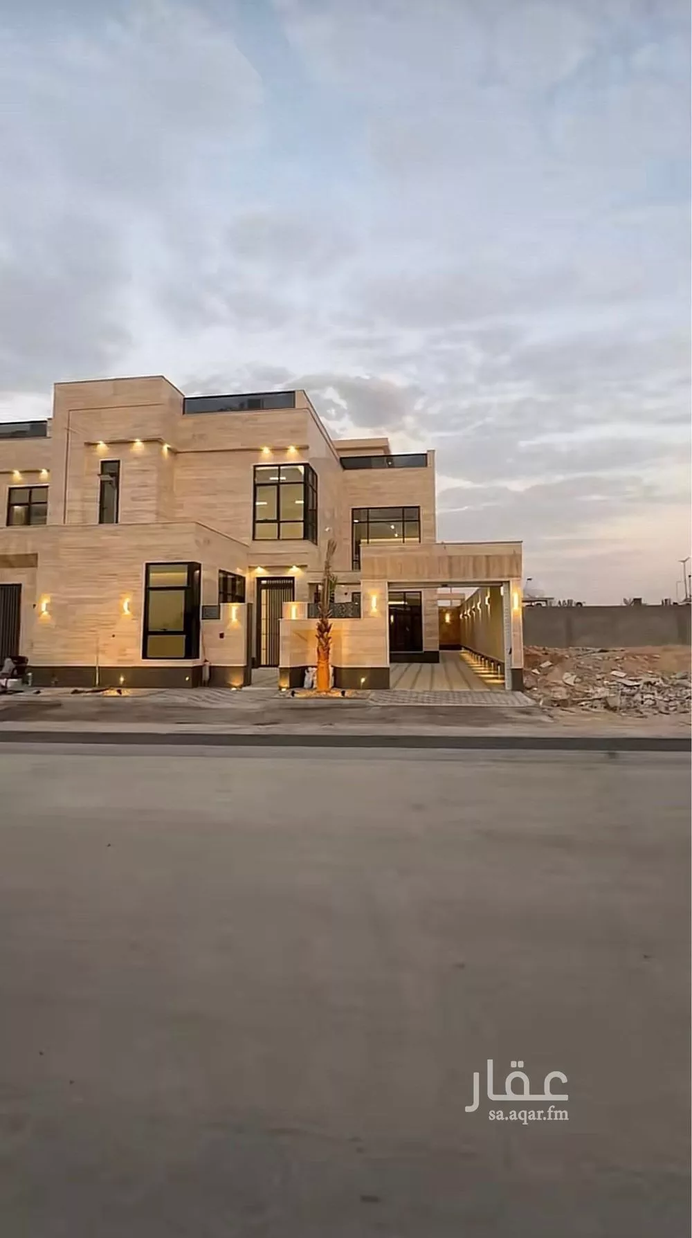 فيلا للبيع في شارع أبي الشيخ الأصبهاني, حي المهدية, مدينة الرياض, منطقة الرياض 1 صورة