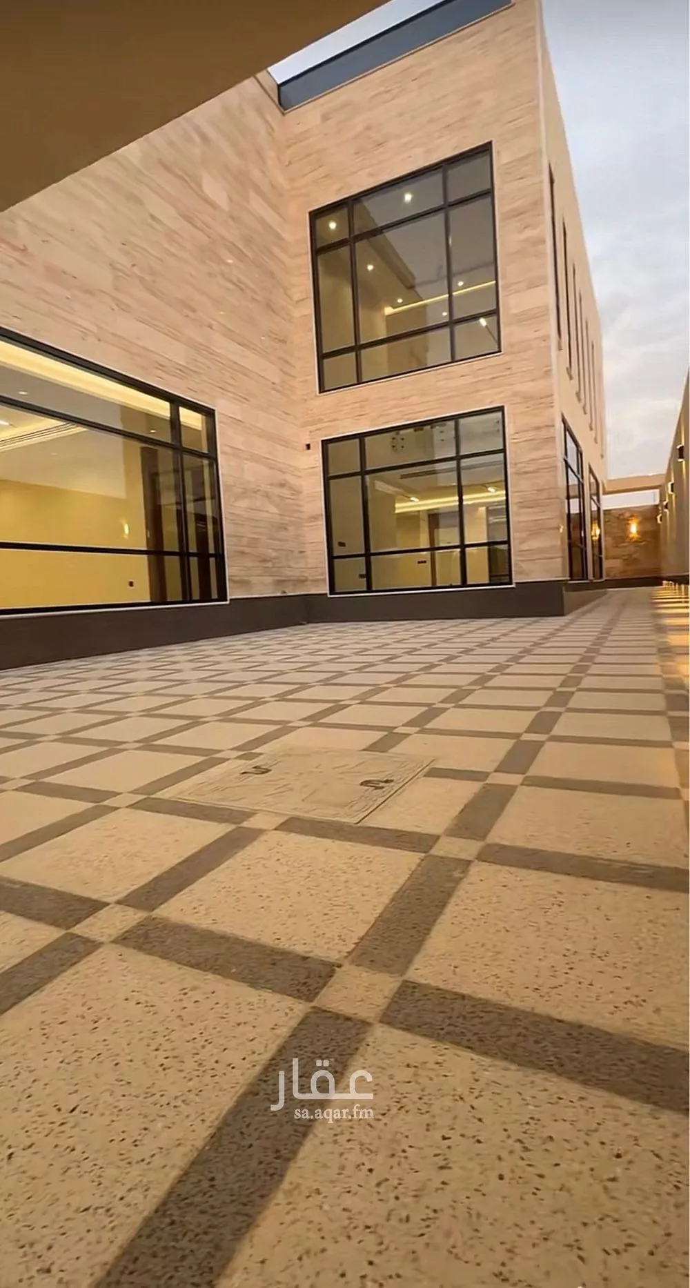 فيلا للبيع في شارع أبي الشيخ الأصبهاني, حي المهدية, مدينة الرياض, منطقة الرياض 1 صورة