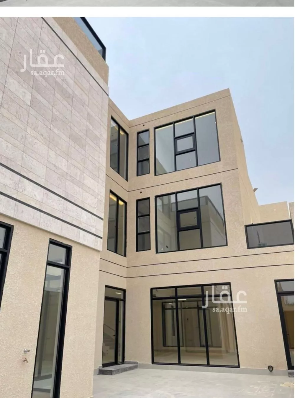 فيلا للبيع في شارع أبي الشيخ الأصبهاني, حي المهدية, مدينة الرياض, منطقة الرياض 1 صورة