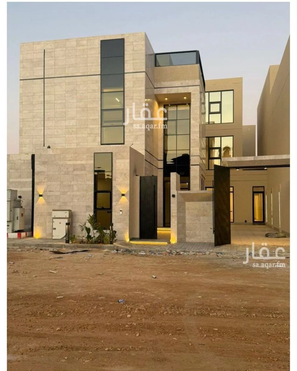 فيلا للبيع في شارع السيل الكبير, حي المهدية, مدينة الرياض, منطقة الرياض 1 صورة