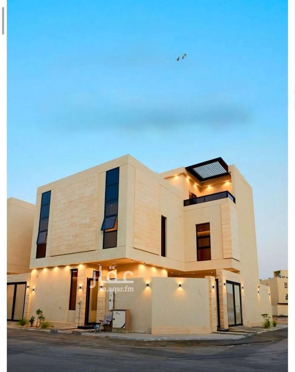 فيلا للبيع في شارع قطب الدين بن السلطان, حي المهدية, مدينة الرياض, منطقة الرياض 1 صورة