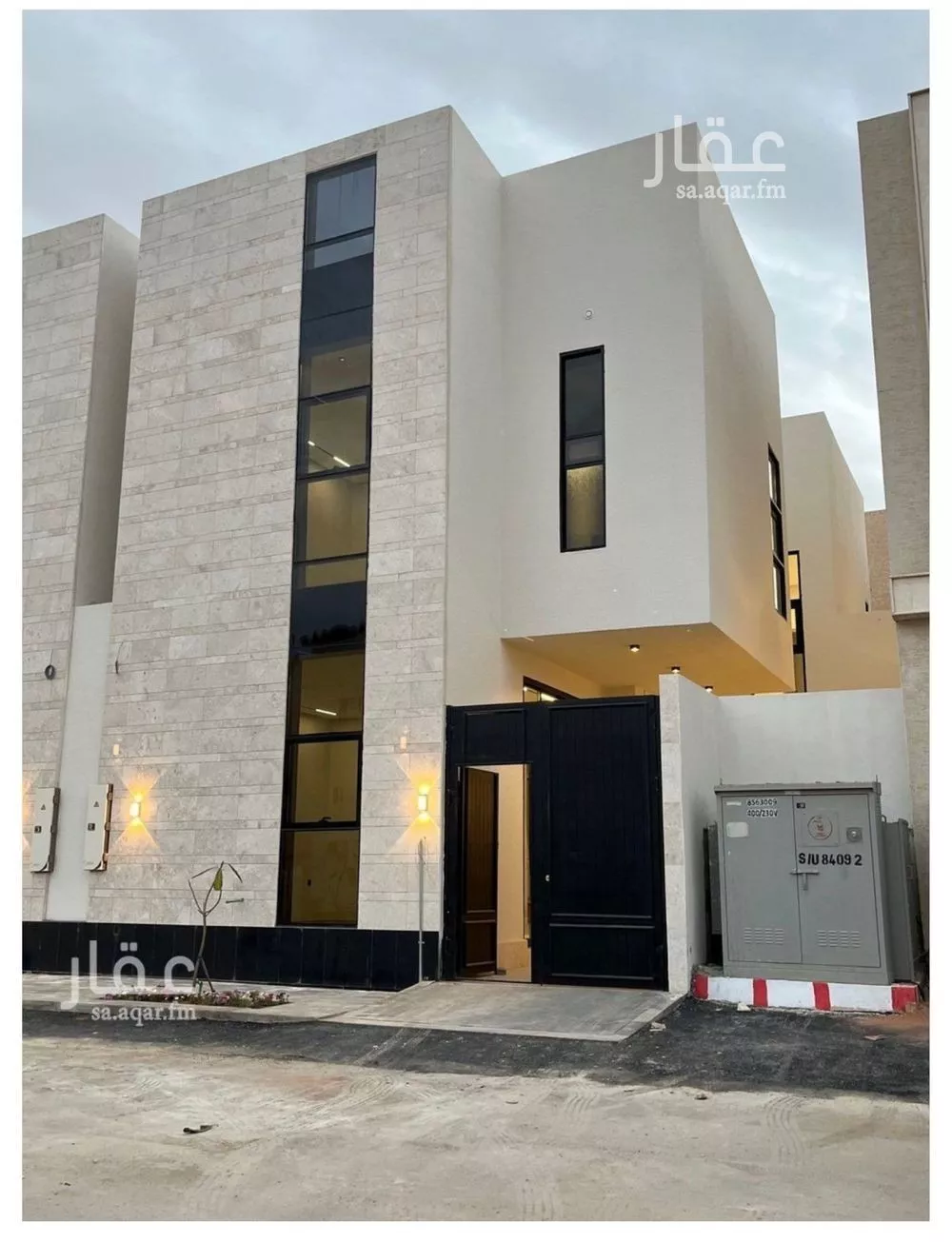 فيلا للبيع في شارع السيل الكبير, حي المهدية, مدينة الرياض, منطقة الرياض 1 صورة