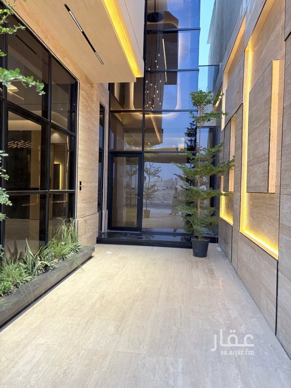 فيلا للبيع في شارع علي الجمال, حي المهدية, مدينة الرياض, منطقة الرياض 1 صورة