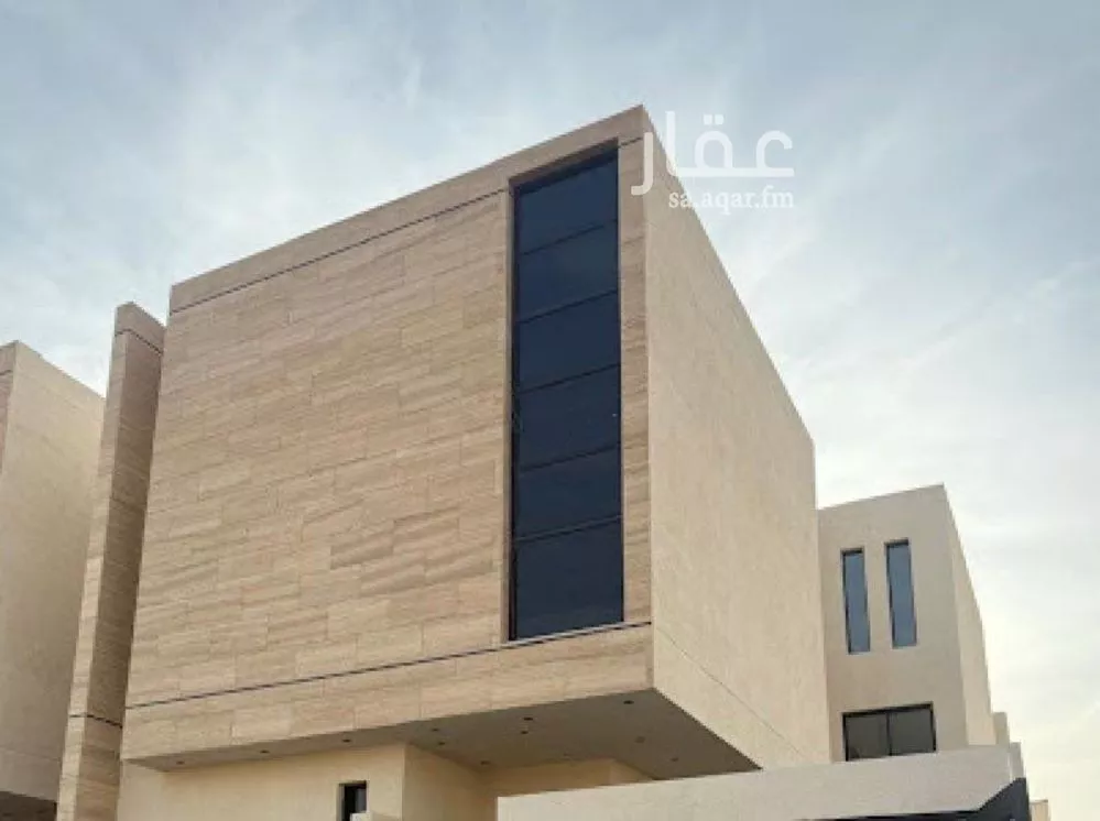 فيلا للبيع في شارع السيل الكبير, حي المهدية, مدينة الرياض, منطقة الرياض 1 صورة