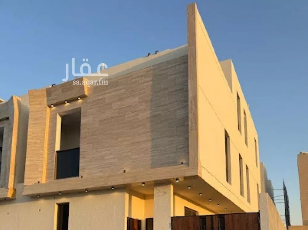 فيلا للبيع في شارع السيل الكبير, حي المهدية, مدينة الرياض, منطقة الرياض 1 صورة