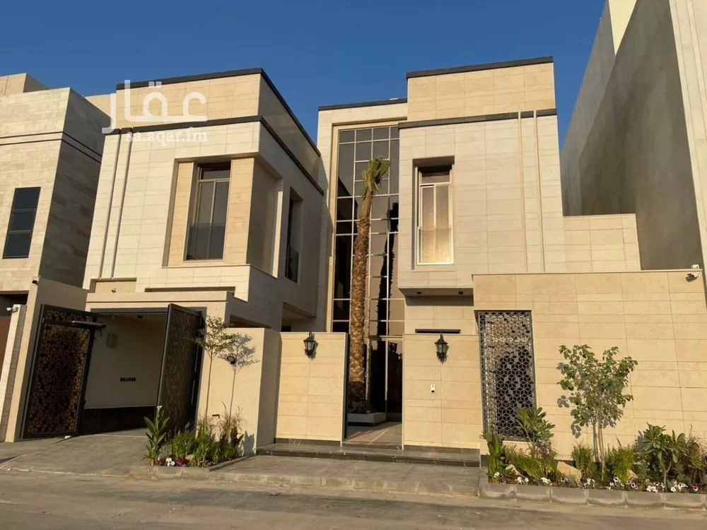 فيلا للبيع في شارع علي الجمال, حي المهدية, مدينة الرياض, منطقة الرياض 1 صورة