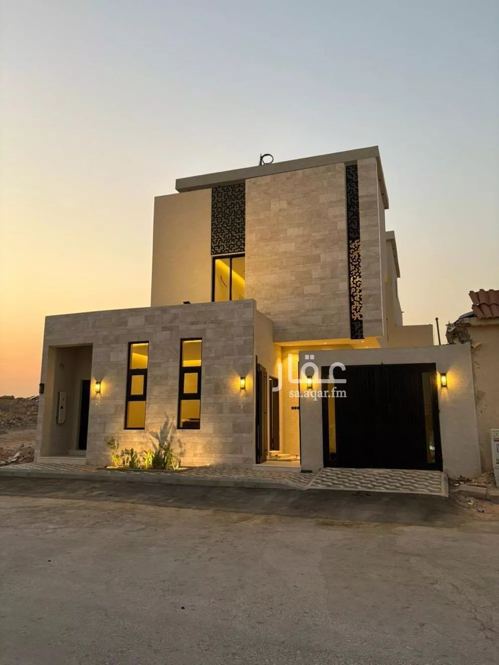 فيلا للبيع في شارع زين الدين النابلسي, حي المهدية, مدينة الرياض, منطقة الرياض 1 صورة