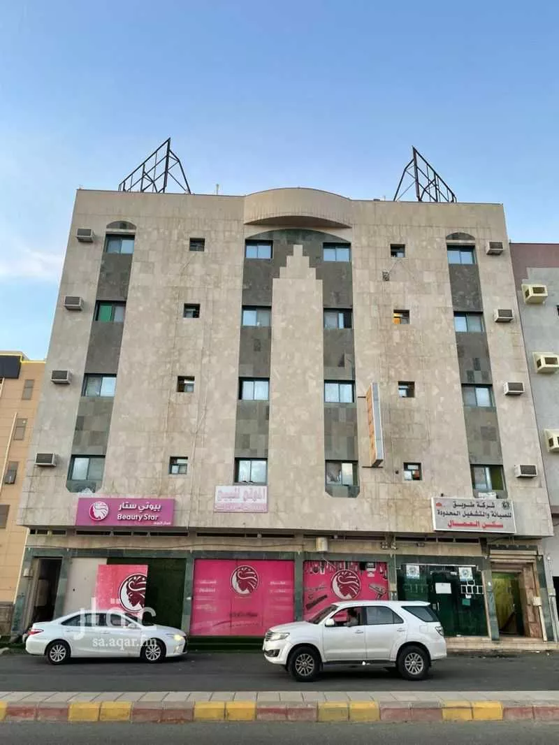 عمارة للإيجار في شارع 1792774, حي البوادي, مدينة خميس مشيط, منطقة عسير 1 صورة