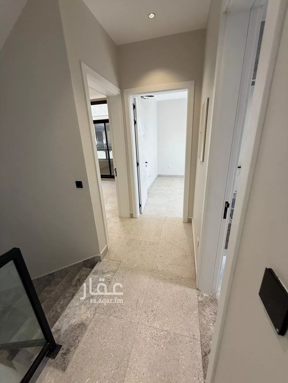 فيلا للإيجار في شارع ابن عبدالغافر النيسابوري, حي العارض, مدينة الرياض, منطقة الرياض 1 صورة