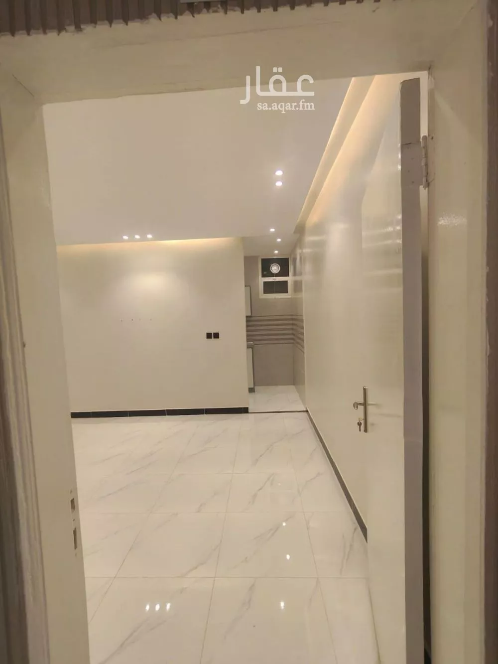 شقة للإيجار في شارع محمد بن عبدالعزيز الدغيثر, حي الملقا, مدينة الرياض, منطقة الرياض 1 صورة