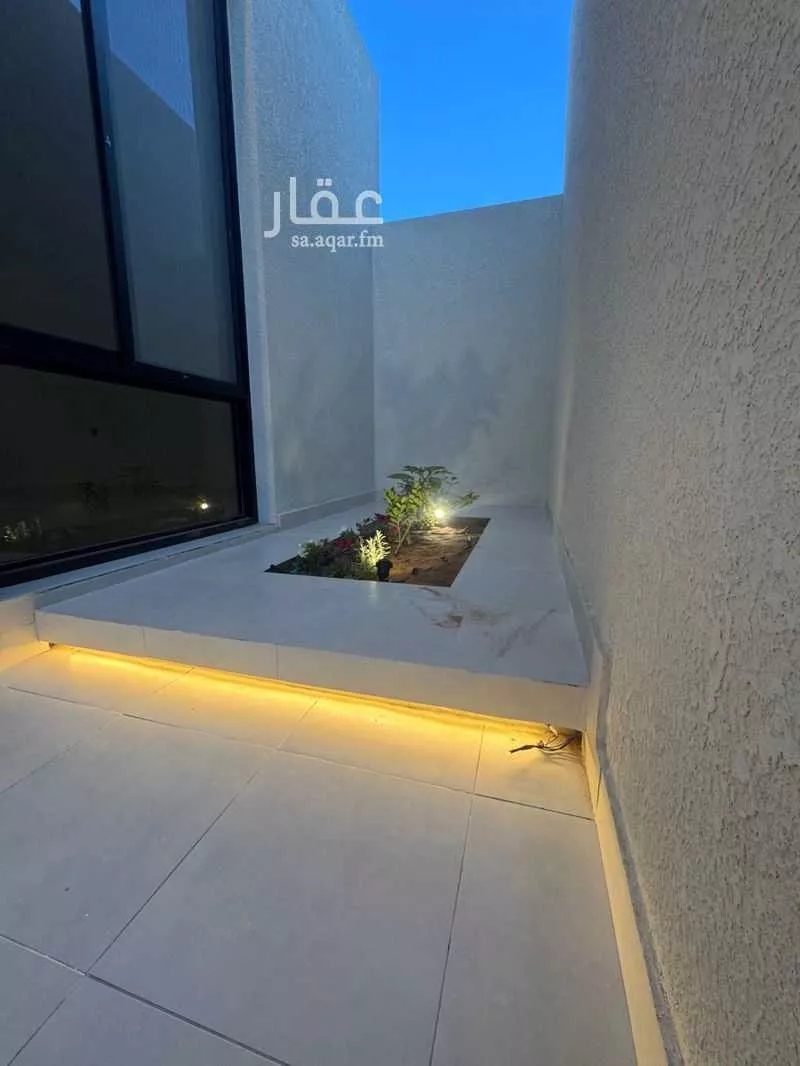 فيلا للبيع في شارع خليفة بن خياط, حي الوهلان, مدينة عنيزة, منطقة القصيم 1 صورة