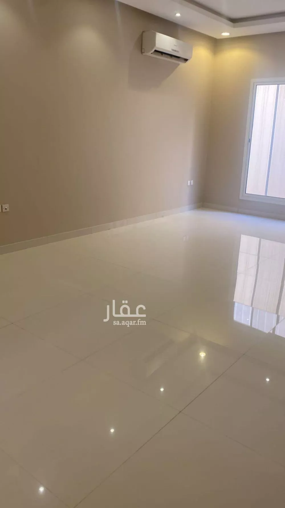 فيلا للإيجار في شارع محمد بن عبدالباقي سنبل, حي القيروان, مدينة الرياض, منطقة الرياض 1 صورة