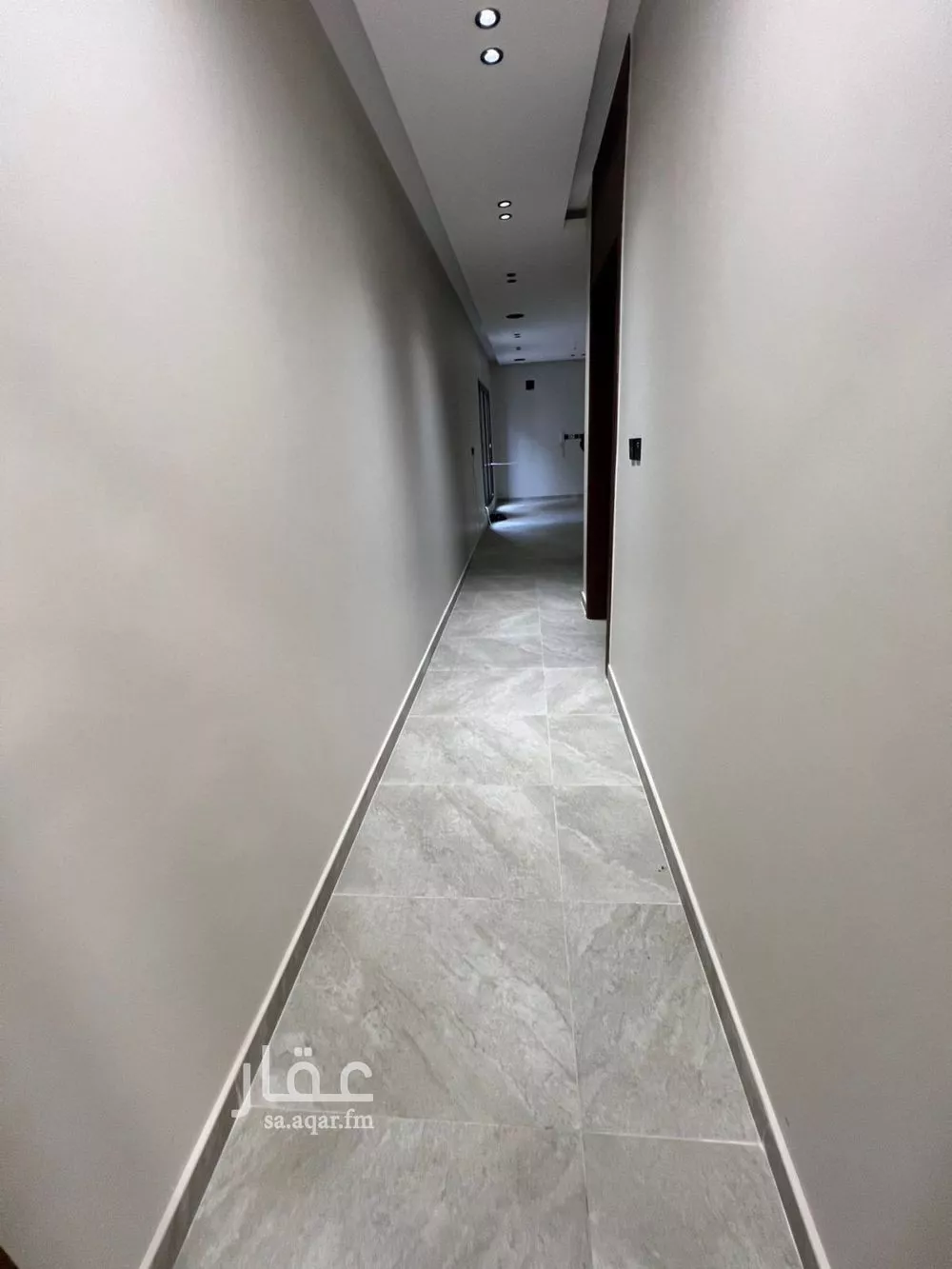 فيلا للبيع في شارع الموج بن ابي سهم, حي المنار, مدينة الدمام, المنطقة الشرقية 1 صورة