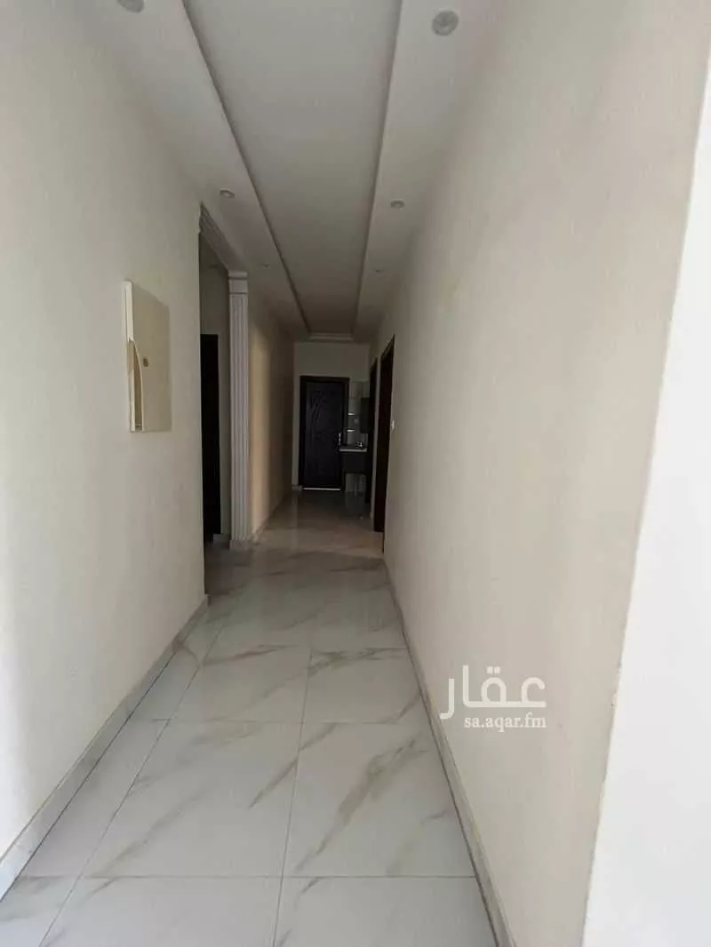 فيلا للبيع في شارع عبدالرحمن بن مرشد, حي الرمال, مدينة الرياض, منطقة الرياض 1 صورة