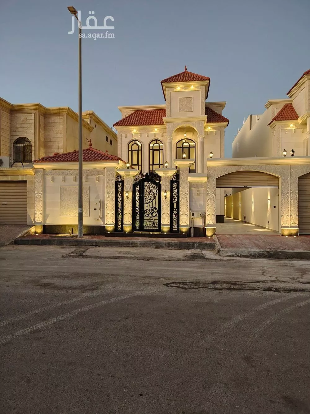 فيلا للبيع في شارع 11ا, حي الشراع, مدينة الخبر, المنطقة الشرقية 1 صورة