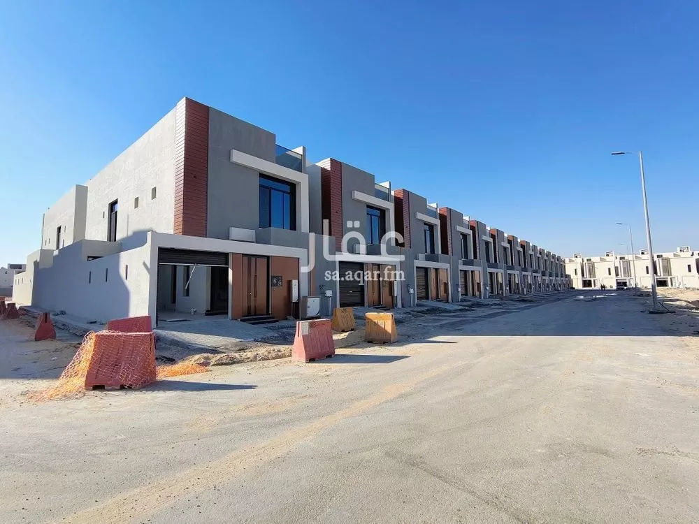 فيلا للبيع في شارع امنه بنت سعد بن وهب, حي الزهراء, مدينة الاحساء, المنطقة الشرقية 1 صورة