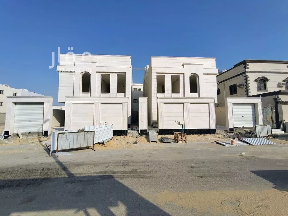 فيلا للبيع في شارع انطاع, حي الصواري, مدينة الخبر, المنطقة الشرقية 1 صورة