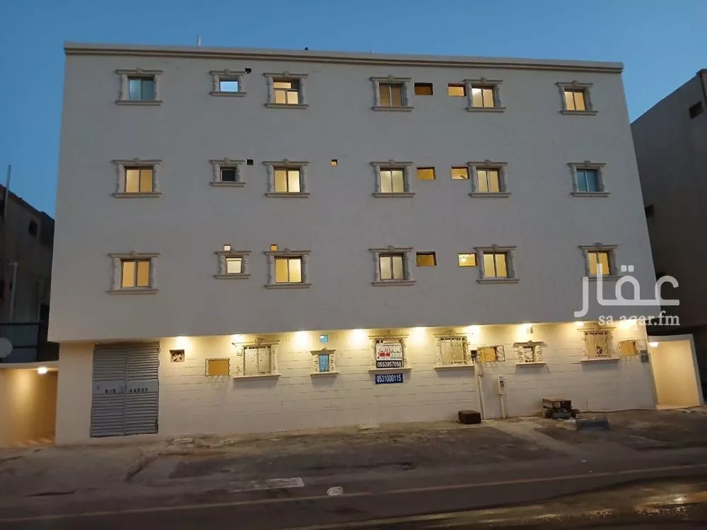 عمارة للإيجار في شارع يثرب, حي الجنادرية, مدينة الرياض, منطقة الرياض 1 صورة