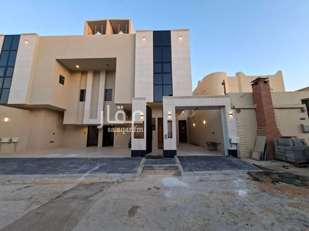 دور للبيع في شارع حمزة بن عبدالمطلب, حي الزهرة, مدينة الرياض, منطقة الرياض 1 صورة