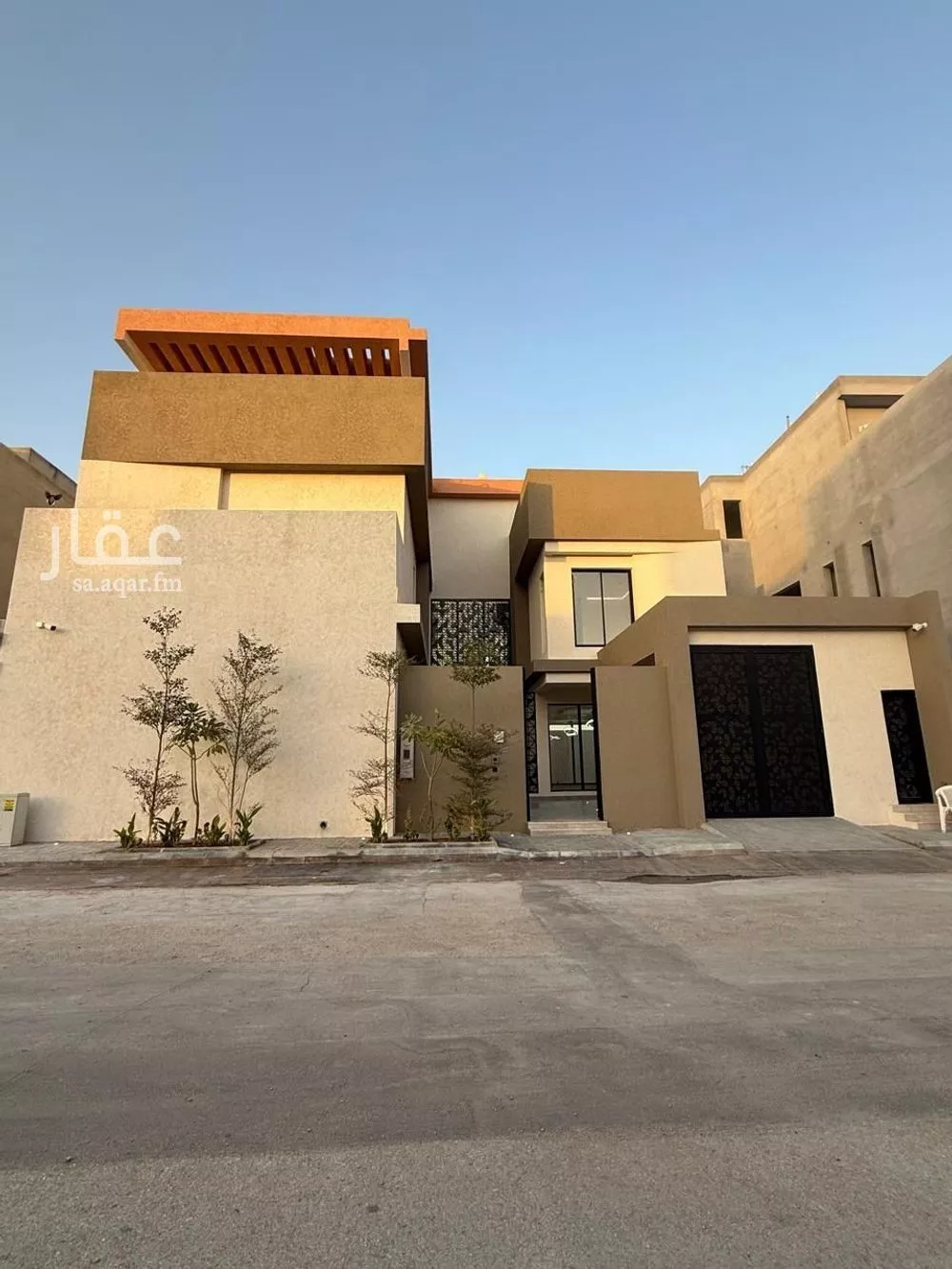 فيلا للبيع في شارع عبدالعزيز بن أبي محذورة, حي المهدية, مدينة الرياض, منطقة الرياض 1 صورة