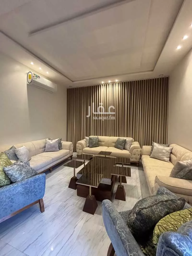 فيلا للإيجار في شارع يحيى بن إسحاق, حي الرمال, مدينة الرياض, منطقة الرياض 1 صورة