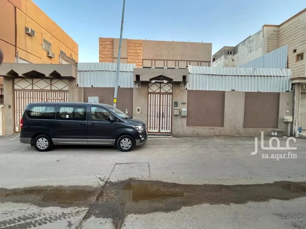 فيلا للبيع في شارع النور, حي العليا, مدينة الرياض, منطقة الرياض 1 صورة