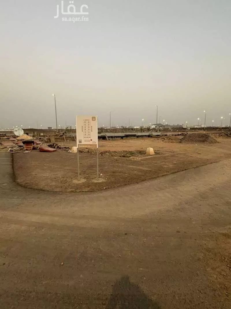 أرض للبيع في شارع عيادة بن زياد ابية , حي السكب, مدينة المدينة المنورة, منطقة المدينة المنورة 1 صورة