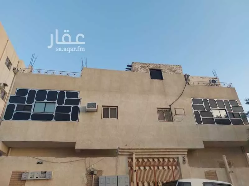 عمارة للبيع في شارع اليقين ، حي العنابس ، المدينة المنورة ، منطقة المدينة المنورة 1 صورة