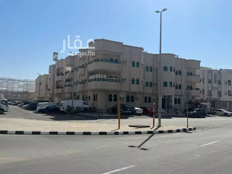 عمارة للبيع في شارع قيس ابن زيد, حي الصفاء, مدينة جدة, منطقة مكة المكرمة 1 صورة