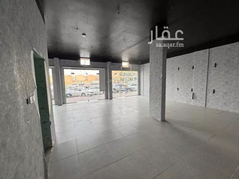 محل للإيجار في شارع طريق عرفات, حي بدر, مدينة الرياض, منطقة الرياض 1 صورة