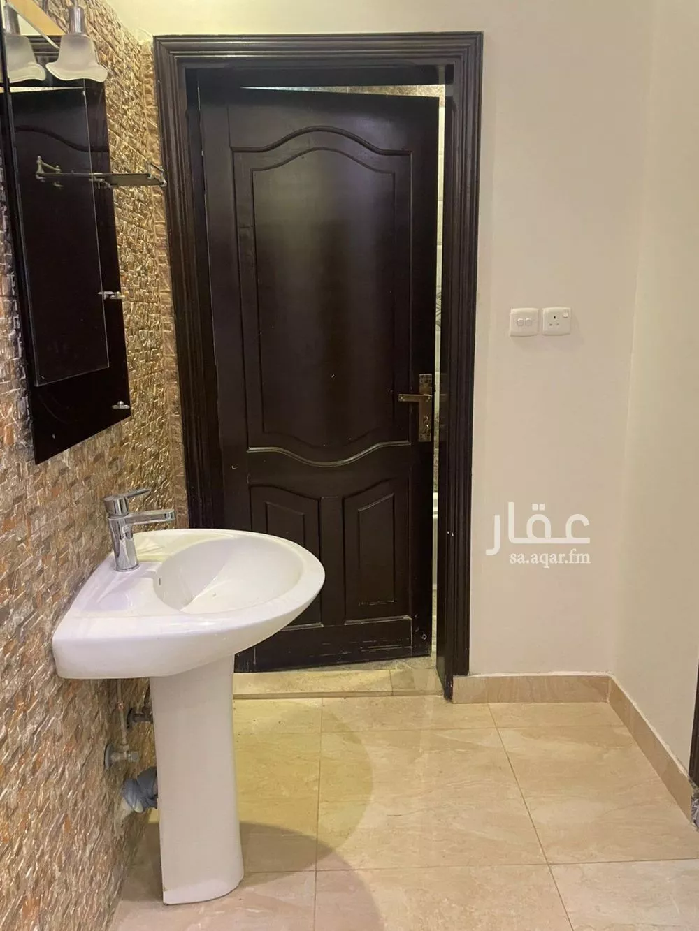 شقة للإيجار في شارع مهنا بامزروع, حي الرياض, مدينة جدة, منطقة مكة المكرمة 1 صورة