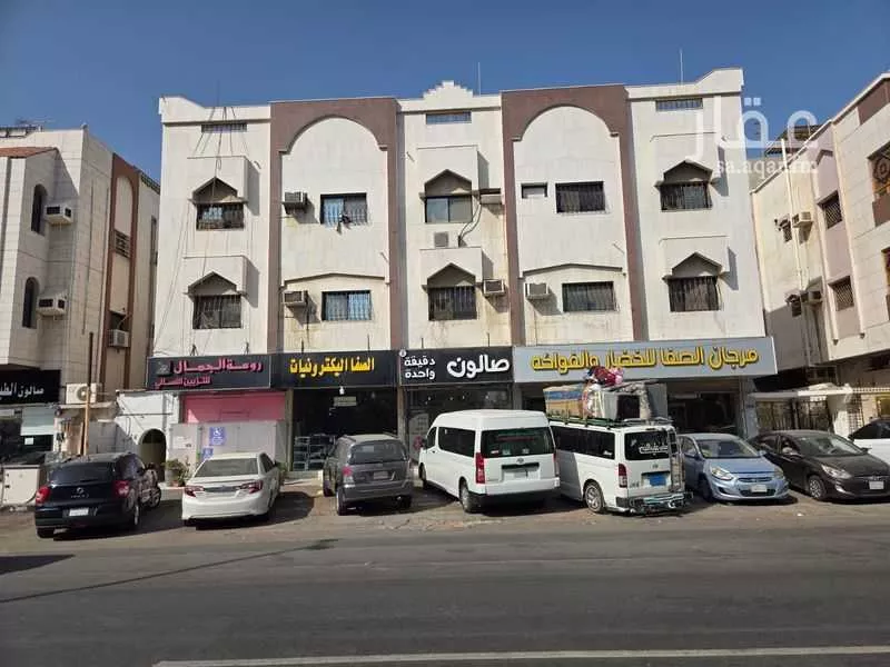 عمارة للبيع في شارع الشاكرين, حي الصفاء, مدينة جدة, منطقة مكة المكرمة 1 صورة