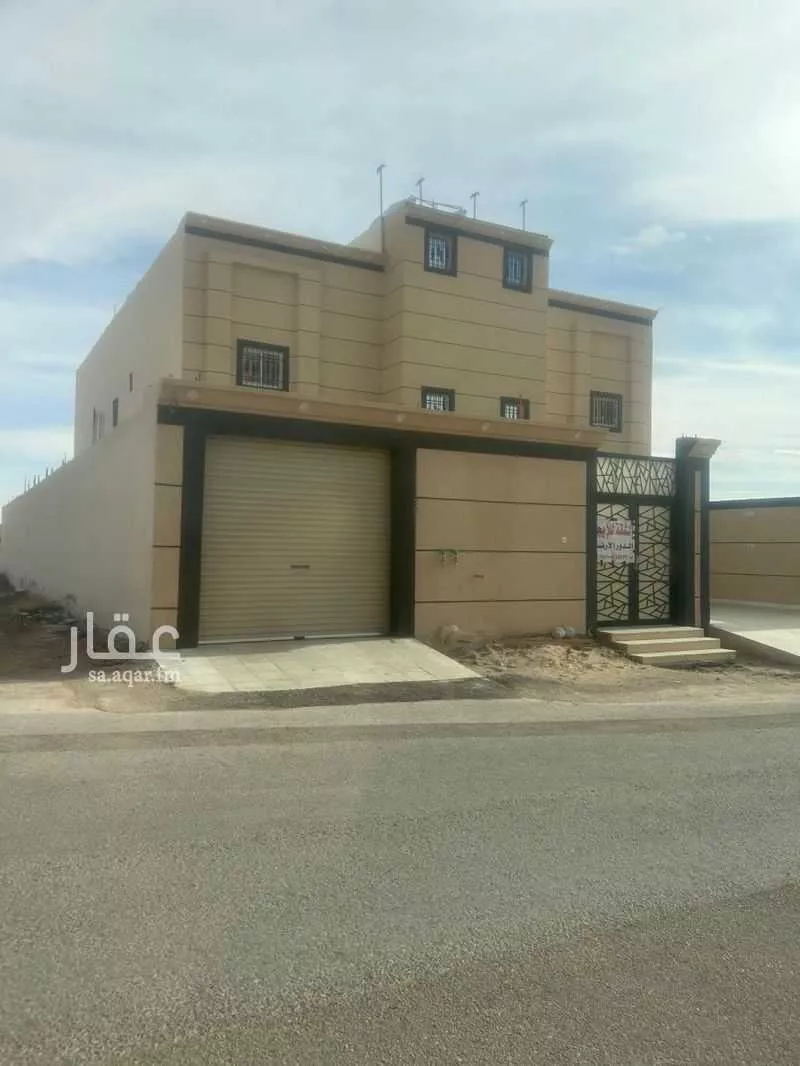 شقة للإيجار في شارع عبدالرحمن ابن حويطب ، حي ارض الحرس الوطني ، عرعر ، منطقة الحدود الشمالية 1 صورة