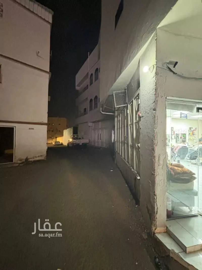 عمارة للإيجار في طريق الملك عبدالله ، حي الاصيفرين ، المدينة المنورة ، منطقة المدينة المنورة 1 صورة