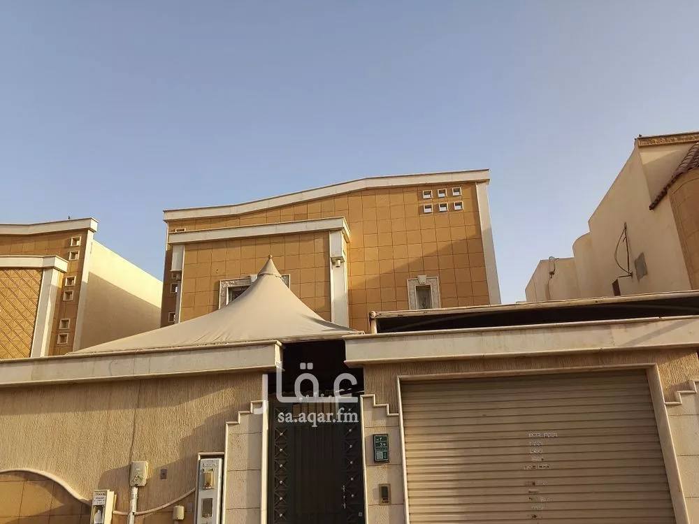 فيلا للإيجار في شارع عبيد الله الزهدي, حي نمار, مدينة الرياض, منطقة الرياض 1 صورة