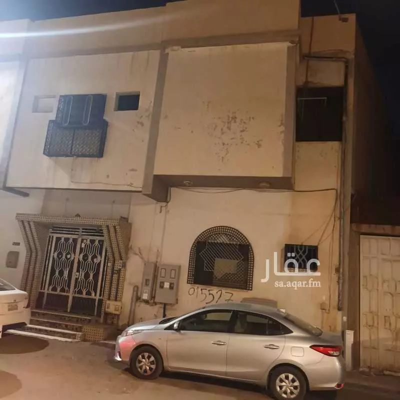 عمارة للبيع في شارع الارقم بن ابي الارقم ، حي بني عبدالأشهل ، المدينة المنورة ، منطقة المدينة المنورة 1 صورة