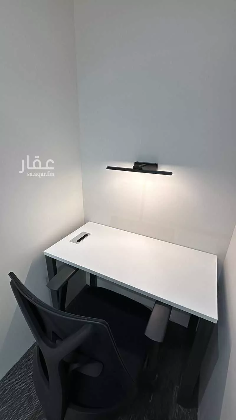 مكتب تجاري للإيجار في شارع العويقلة ، حي الملك سلمان ، الرياض ، منطقة الرياض 1 صورة