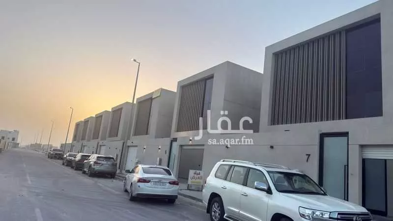 فيلا للبيع في شارع 69 السيف, حي السيف, مدينة الدمام, المنطقة الشرقية 1 صورة