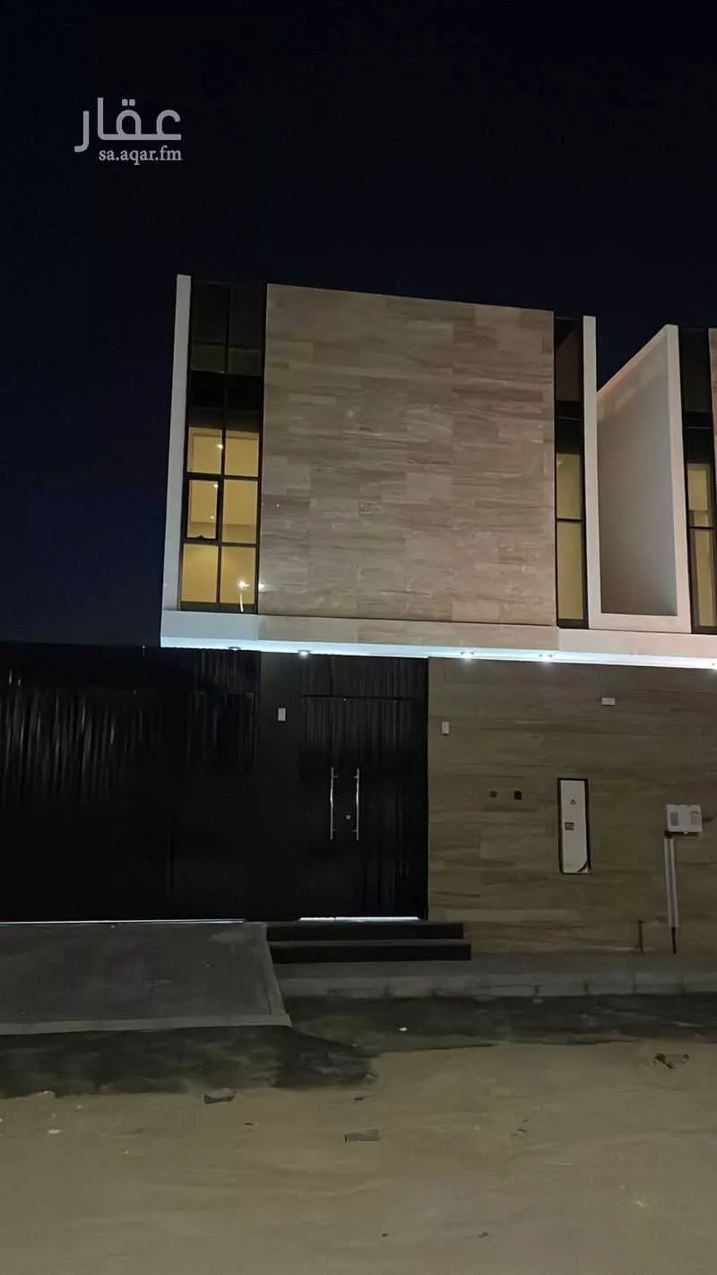 فيلا للبيع في شارع دينار بن حيان, حي ضاحية الملك فهد, مدينة الدمام, المنطقة الشرقية 1 صورة