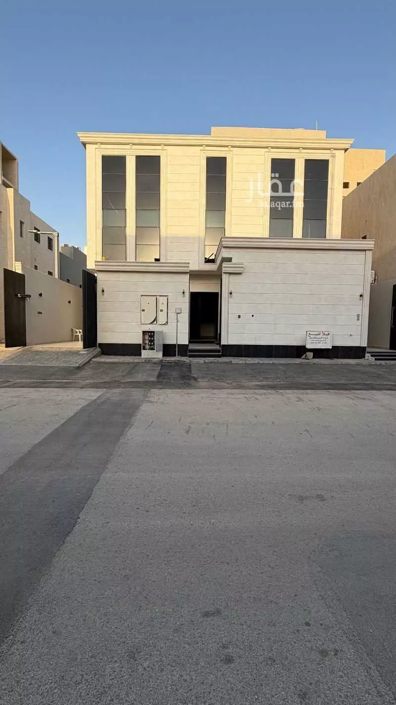 فيلا للبيع في شارع أحمد القيسي ، حي الرمال ، الرياض ، منطقة الرياض 1 صورة