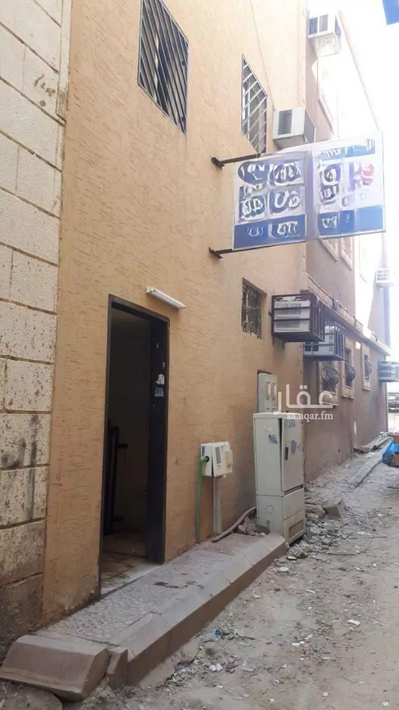 عمارة للبيع في شارع سهيل بن السمط ، حي المرقب ، الرياض ، منطقة الرياض 1 صورة