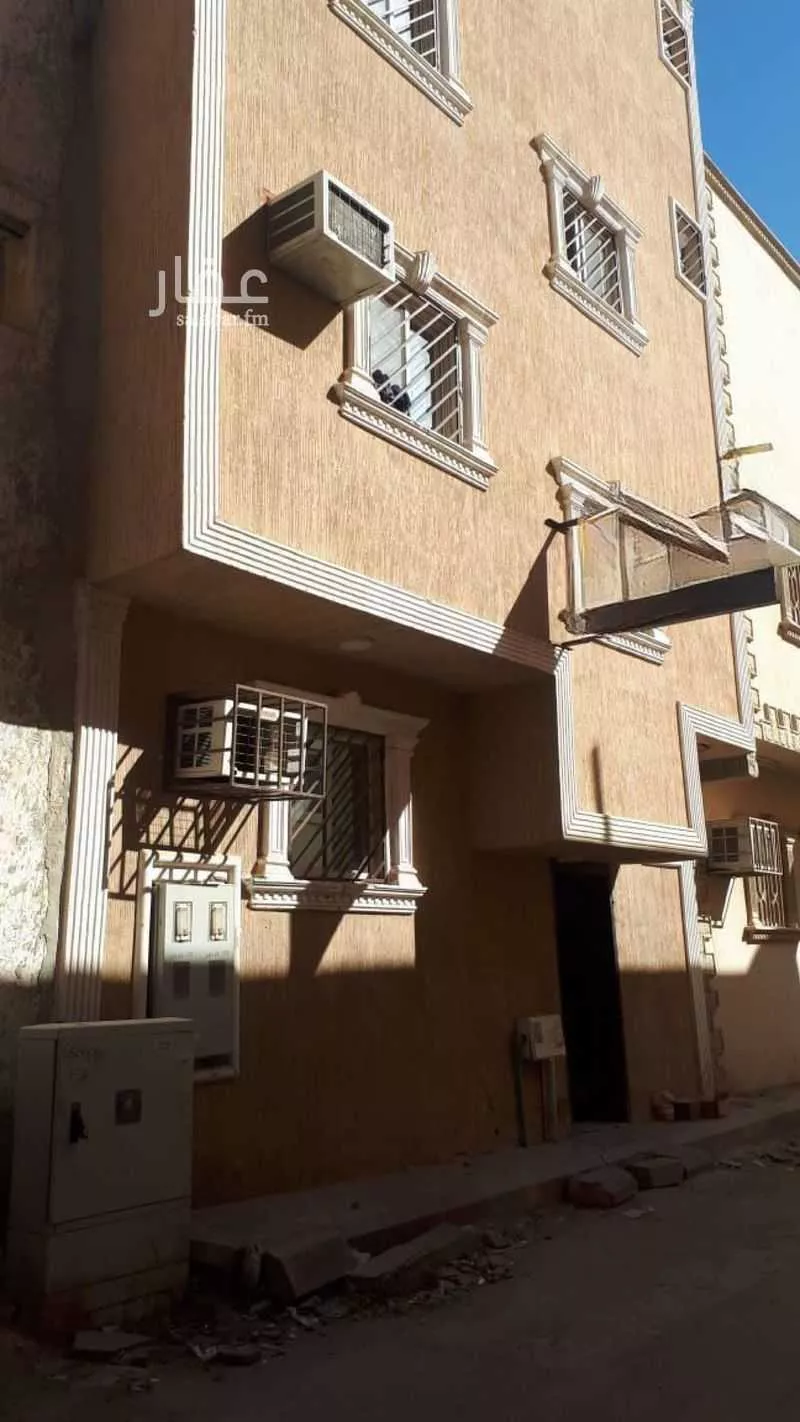 عمارة للبيع في شارع عبداللطيف الموصلي ، حي المرقب ، الرياض ، منطقة الرياض 1 صورة