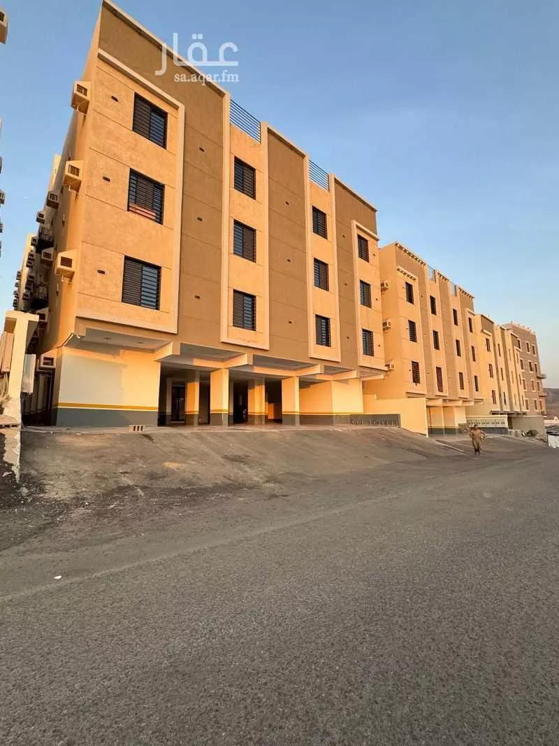 عمارة للبيع في شارع علي البنيان, حي أم السلم, مدينة جدة, منطقة مكة المكرمة 1 صورة