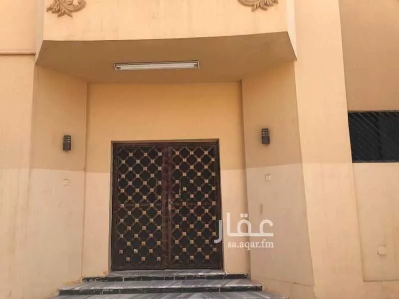 فيلا للبيع في شارع عيسى بن لهيعة, حي المطار القديم, مدينة بريدة, منطقة القصيم 1 صورة