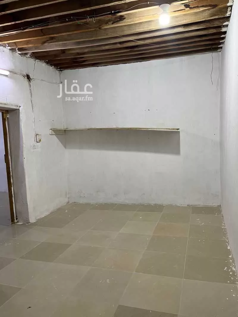 بيت للإيجار في شارع قيس ابن جابر ، حي البركة ، المدينة المنورة ، منطقة المدينة المنورة 1 صورة