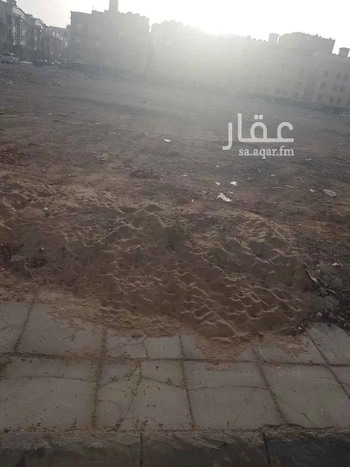 أرض للبيع في شارع عمرو القنا ، حي المروة ، جدة ، جدة 1 صورة