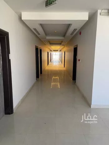 مكتب تجاري للإيجار في شارع عمرو بن معمر, حي المهدية, مدينة الرياض, منطقة الرياض صورة 3