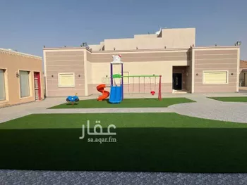 استراحة للبيع في شارع أبي غالب بن سعد الله ، حي سوق الماشية ، عنيزة ، عنيزة