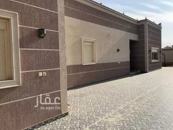 استراحة للبيع في شارع أبي غالب بن سعد الله ، حي سوق الماشية ، عنيزة ، عنيزة صورة 2