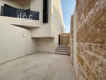 فيلا للبيع في شارع قيس بن الملوح, حي السليمانية, مدينة الرياض, منطقة الرياض صورة 2